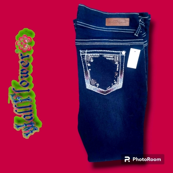 Wallflower Women's Blue Jeans BootCut Size 13 NWT - Picture 3 of 8